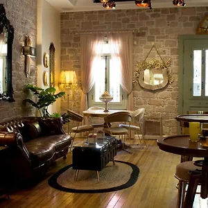 Otel ına Cunda Art
